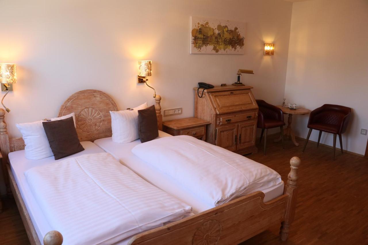 Landhaus Sassenhof มึลไฮม์ อันแดร์ รัวร์ ภายนอก รูปภาพ