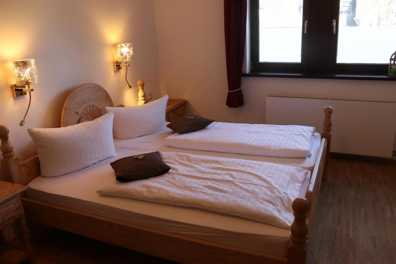 Landhaus Sassenhof มึลไฮม์ อันแดร์ รัวร์ ภายนอก รูปภาพ