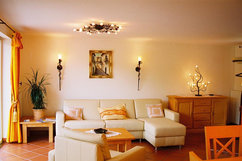 Landhaus Sassenhof มึลไฮม์ อันแดร์ รัวร์ ภายนอก รูปภาพ