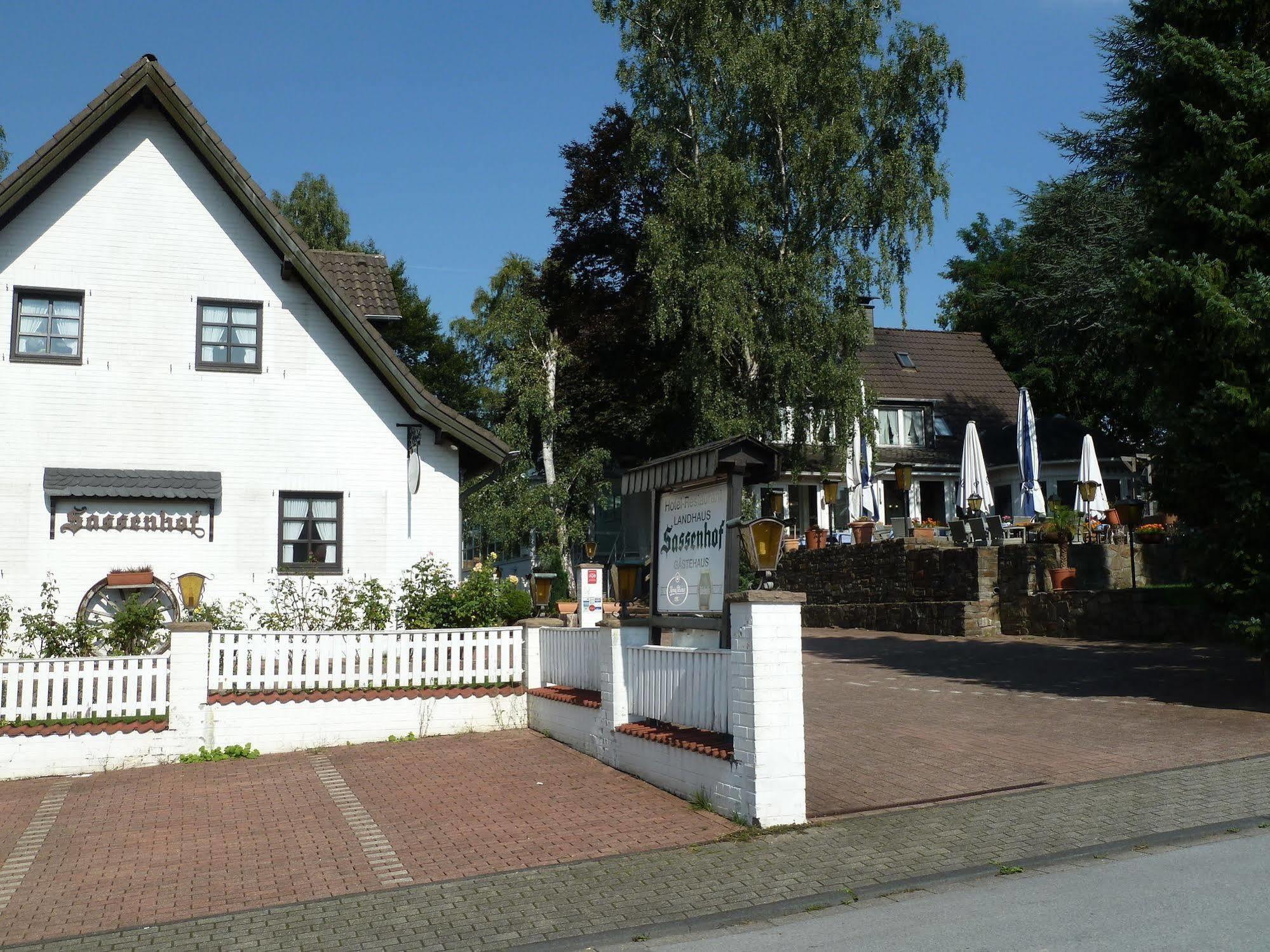 Landhaus Sassenhof มึลไฮม์ อันแดร์ รัวร์ ภายนอก รูปภาพ