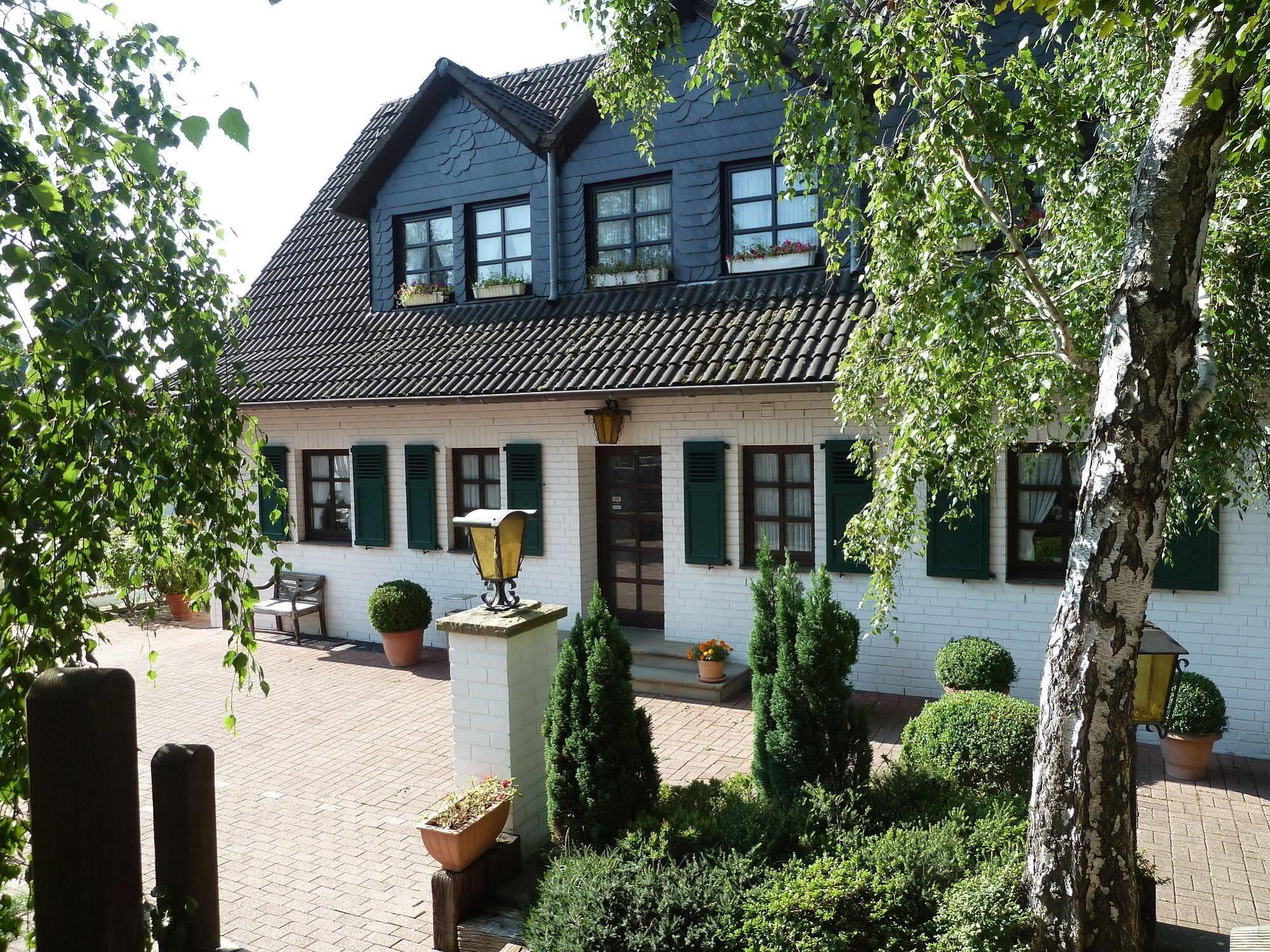 Landhaus Sassenhof มึลไฮม์ อันแดร์ รัวร์ ภายนอก รูปภาพ