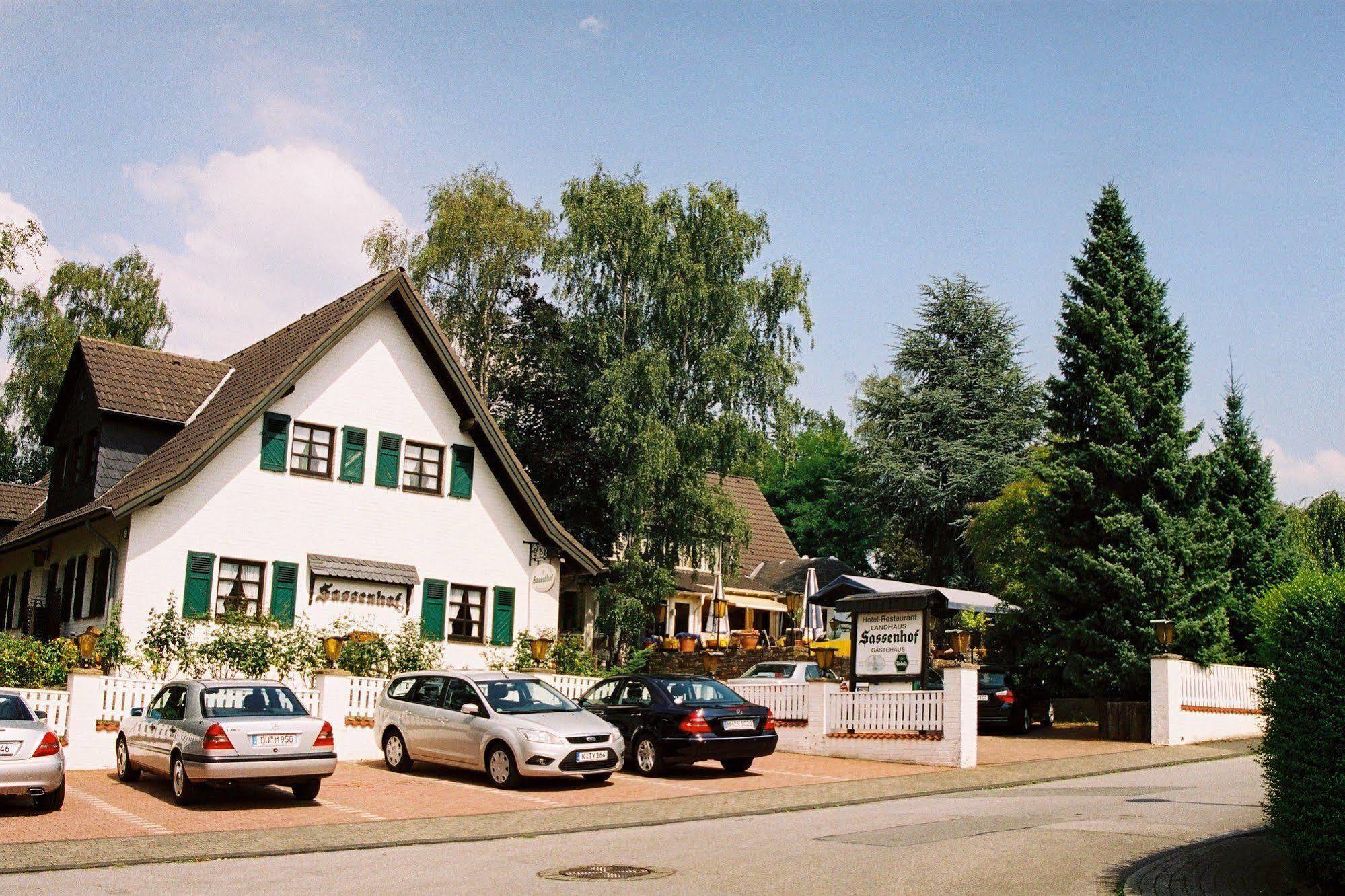 Landhaus Sassenhof มึลไฮม์ อันแดร์ รัวร์ ภายนอก รูปภาพ