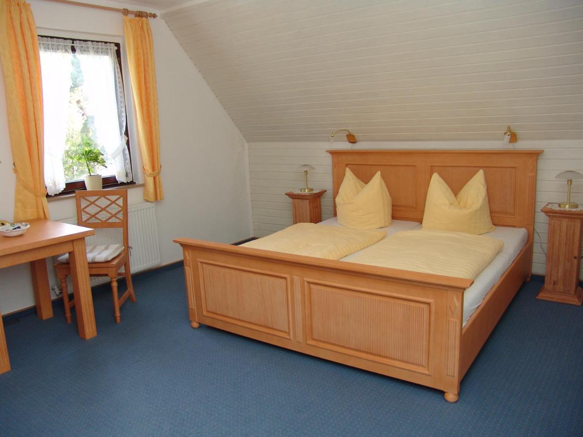 Landhaus Sassenhof มึลไฮม์ อันแดร์ รัวร์ ภายนอก รูปภาพ